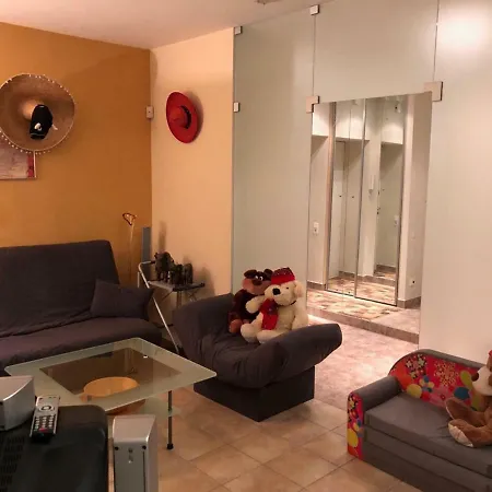 Kaunas Apartment Διαμέρισμα *